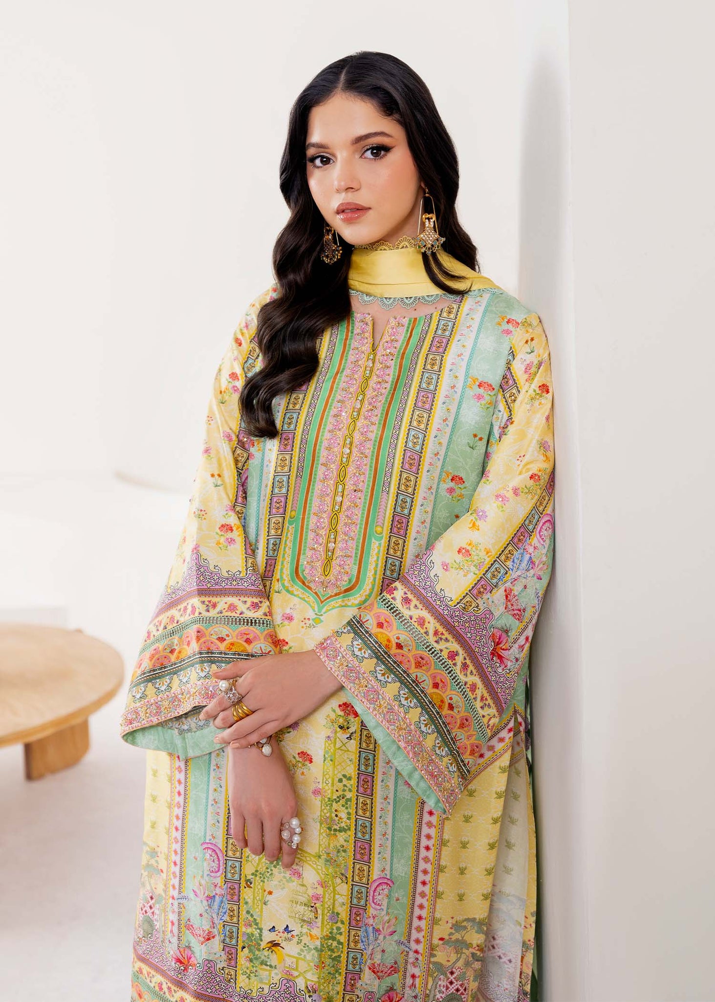 Pakistani Formal Dresses: A Symphony of Elegance and Versatility