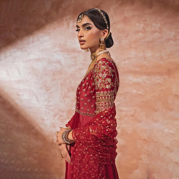 Sheesha Silk Dresses: Pakistani Formal Wear Guide