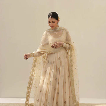 Pakistani Wedding Guest Dresses in Canada | Shop Lehenga, Maxi & Suits Pakistani Wedding Guest Dresses in Canada | Shop Lehenga, Maxi & Suits
