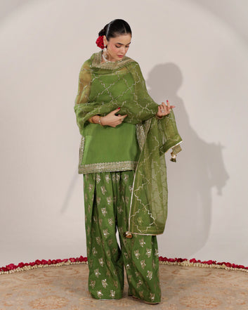 Matcha Green Outfit / Jhil Mil
