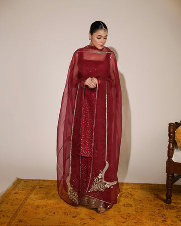 Anari Outfit 1