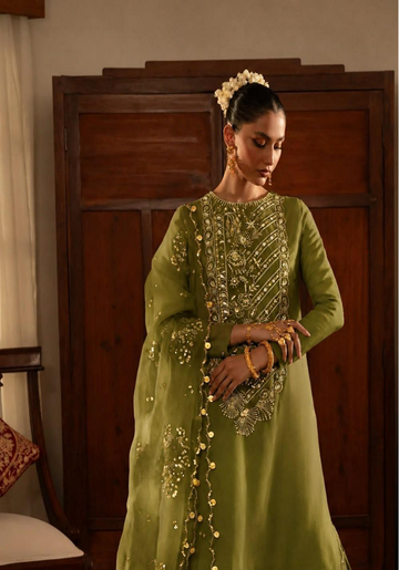 Leaf green neckline formal