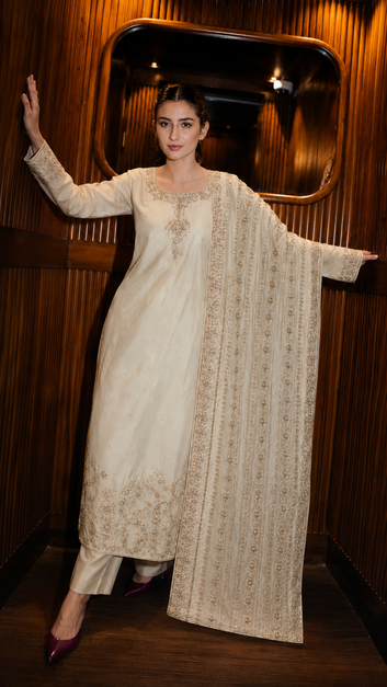Ivory Luxe